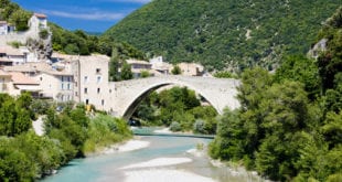 Nyons Department Drome Rhone Alpes Frankrijk 1, campings aan een rivier in de Drôme