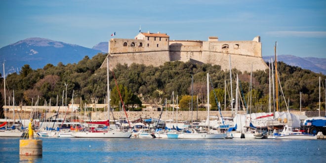 Fort Carré Alpes Maritimes shutterstock 139551560, Antibes