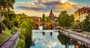 Metz shutterstock 722759992 1, Moselle