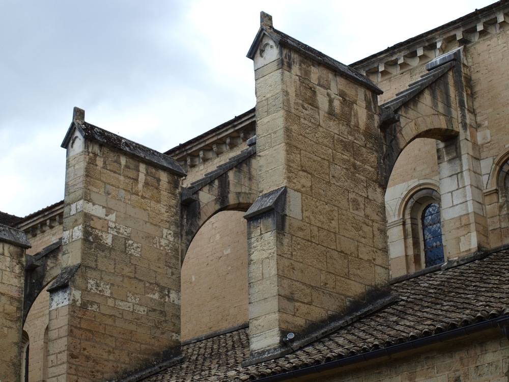 Eglise Saint Didier in Avignon Shutterstock 2358818385, Avignon