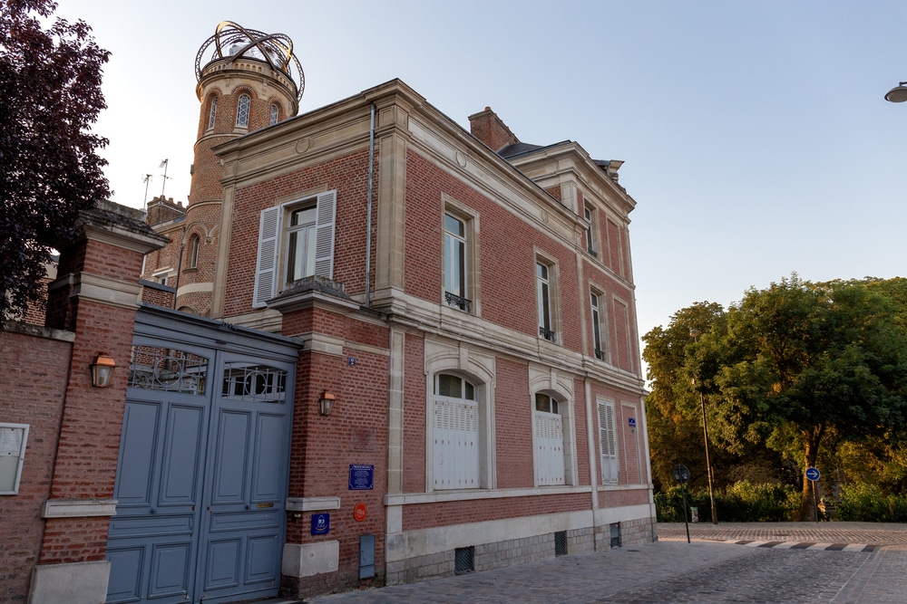 maison de jules verne amiens somme noord frankrijk shutterstock 584677417, Amiens