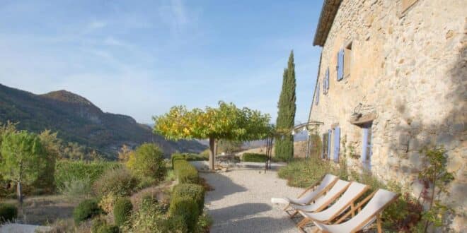 Le Serre des Granges Montaulieu Drome booking 4, campings aan een rivier in de Drôme