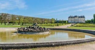 Chateau de Champs sur Marne Seine et Marne shutterstock 567872536, Yvelines