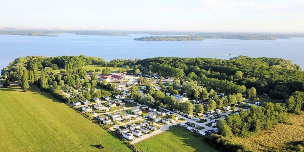 Camping Lac dOrient 1, Campings bij mooie Franse steden