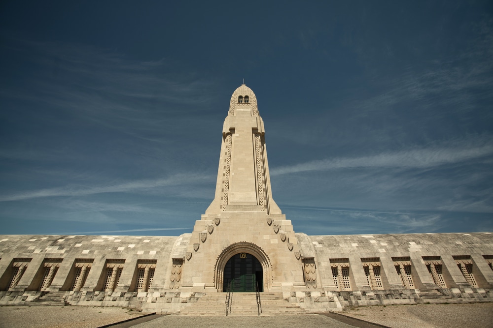 Ossuarium van Douaumont Shutterstock 1852677388, Lorraine