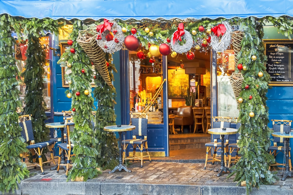 Cafe in Montmartre Shutterstock 708874600, Parijs