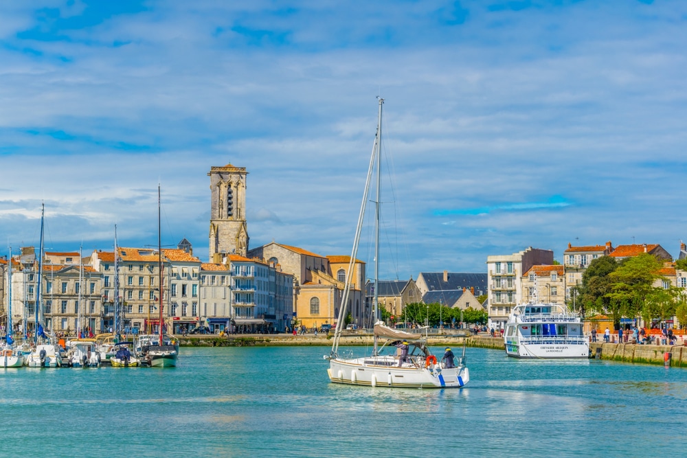 lar rochelle oude haven boten charente maritime shutterstock 1123120472, la rochelle